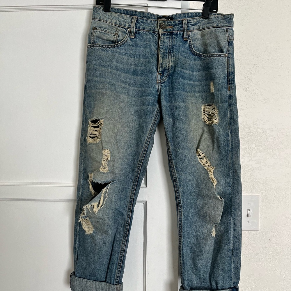Strom Distressed Jeans